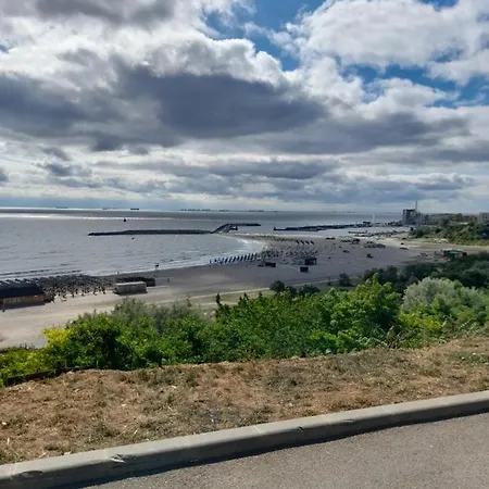 No 8 Daire Köstence