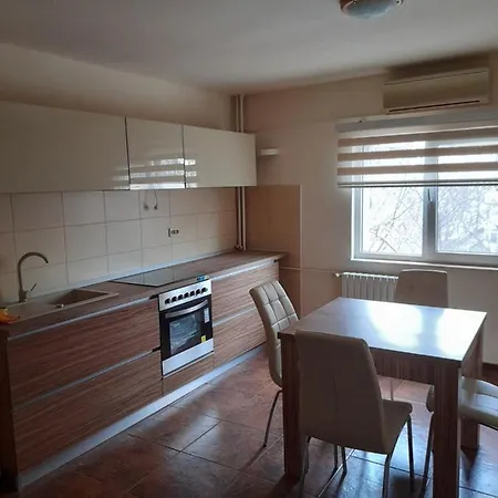 No 8 * Constanta